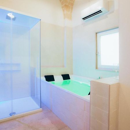 Filia Solis - Old Town Suites & Spa Brindisi Exterior photo