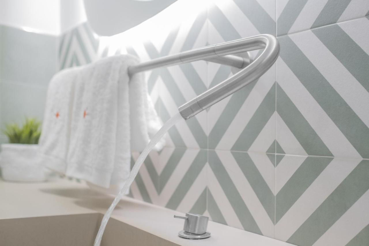 Filia Solis - Old Town Suites & Spa Brindisi Exterior photo