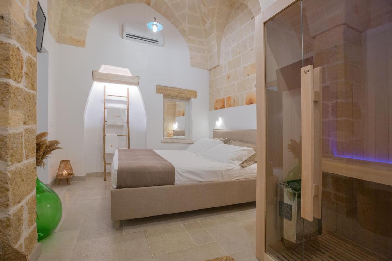 Filia Solis - Old Town Suites & Spa Brindisi Exterior photo