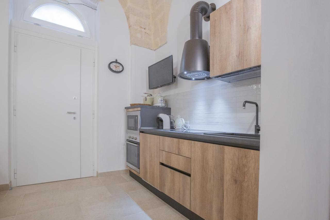 Filia Solis - Old Town Suites & Spa Brindisi Exterior photo